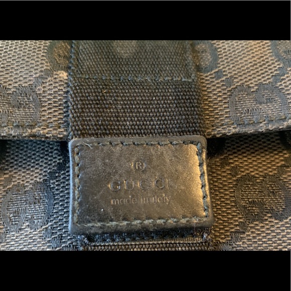 Authentic Black Gucci GG Pouch** - Picture 4 of 7